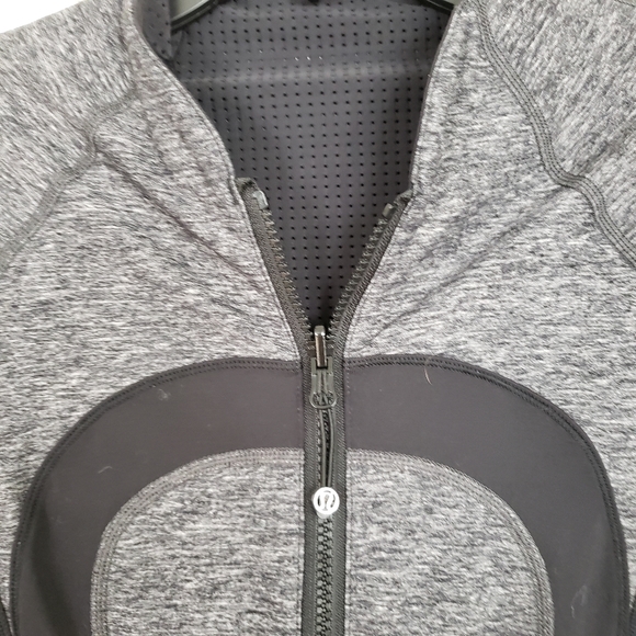 Lululemon Find Your Bliss Jacket - Picture 3 of 10